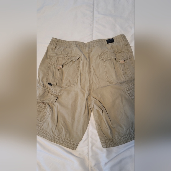 Fox shorts. Size 36. Khaki color. - Picture 3 of 3